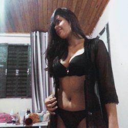 Morena novinha gostosa